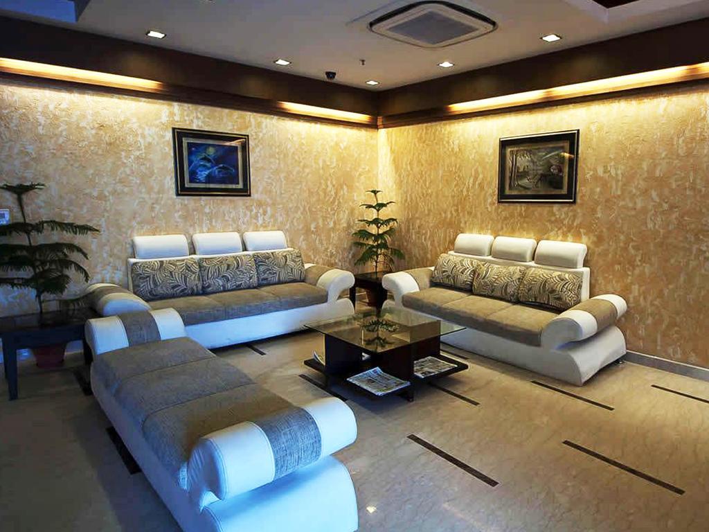 Divine Paradise Neu-Delhi Exterior foto
